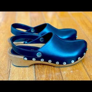 Christian Dior Diorquake black clogs/mules.